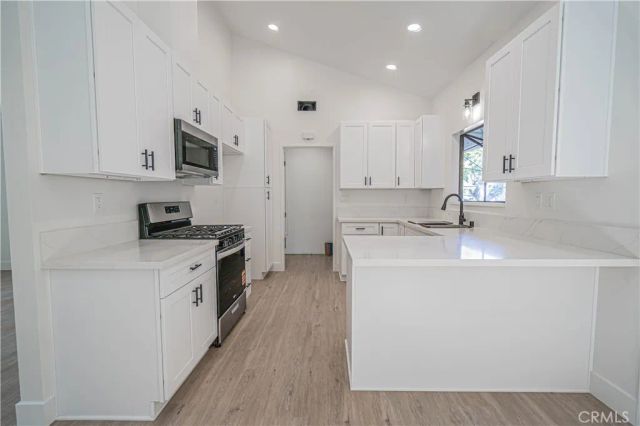 22514 Los Tigres, Saugus, CA 91350