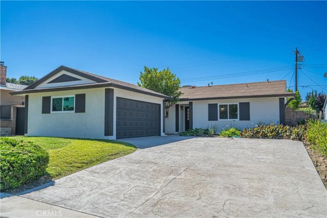 22514 Los Tigres, Saugus, CA 91350