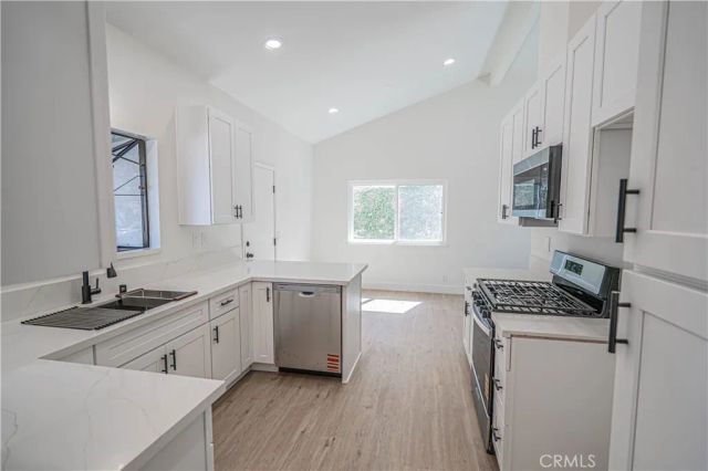 22514 Los Tigres, Saugus, CA 91350