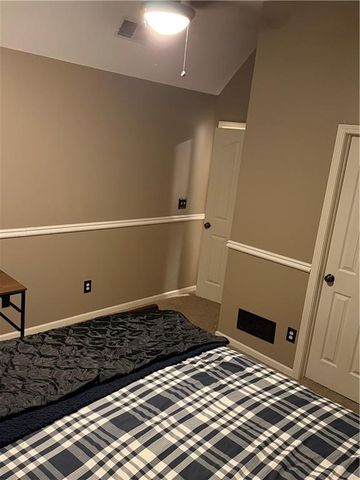 17575 S Brockway Street, Olathe, KS 66062