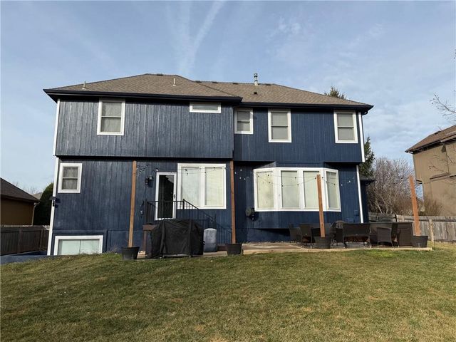 17575 S Brockway Street, Olathe, KS 66062