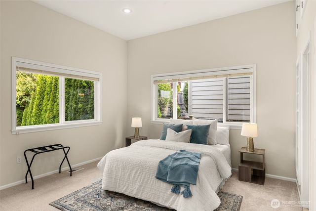 22702 SE 49th Place, Issaquah, WA 98029