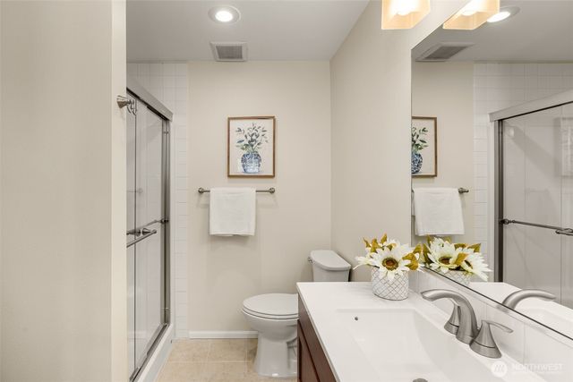 22702 SE 49th Place, Issaquah, WA 98029