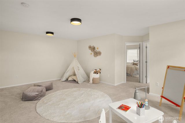 22702 SE 49th Place, Issaquah, WA 98029