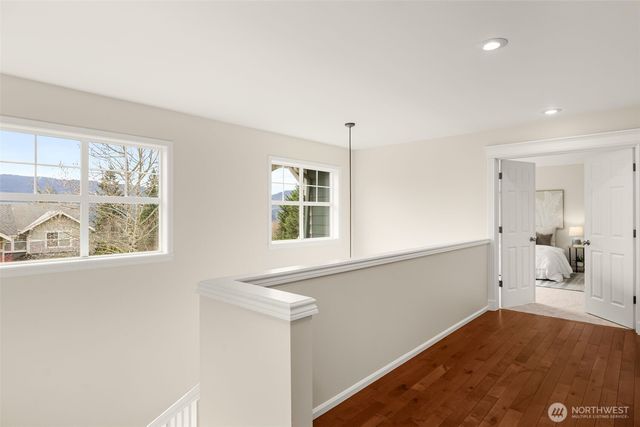 22702 SE 49th Place, Issaquah, WA 98029