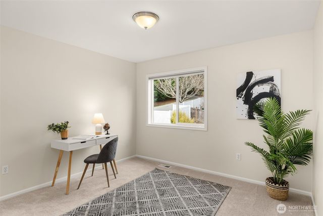 22702 SE 49th Place, Issaquah, WA 98029