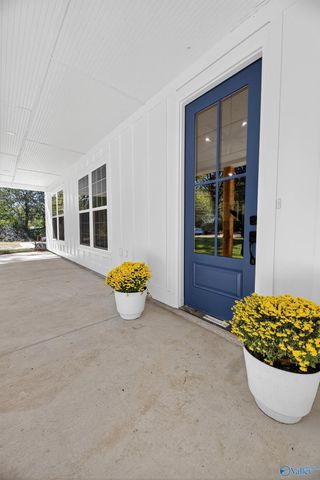 156 Robert Circle, Guntersville, AL 35976