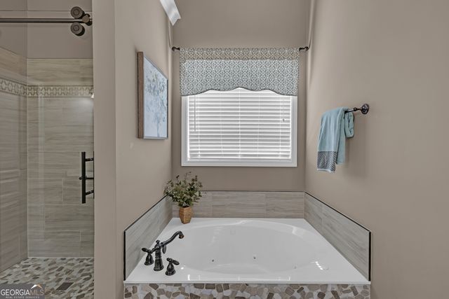 2846 Pleasant Oak Drive, Buford, GA 30519