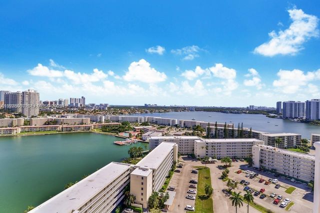 18031 Biscayne Blvd PH01, Aventura, FL 33160