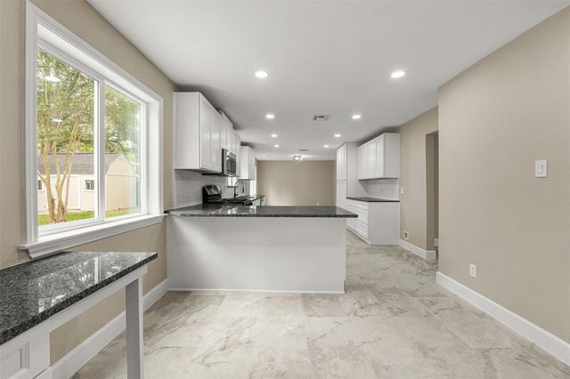 4238 Annawood Circle, Spring, TX 77388
