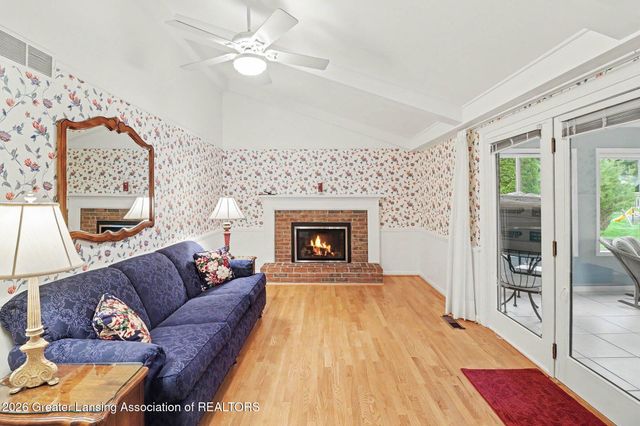 4142 Naubinway Road, Okemos, MI 48864