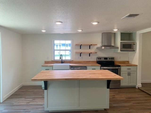 510 Avenue F Ave, Marble Falls, TX 78654