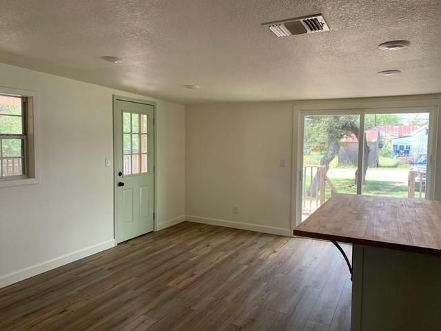 510 Avenue F Ave, Marble Falls, TX 78654