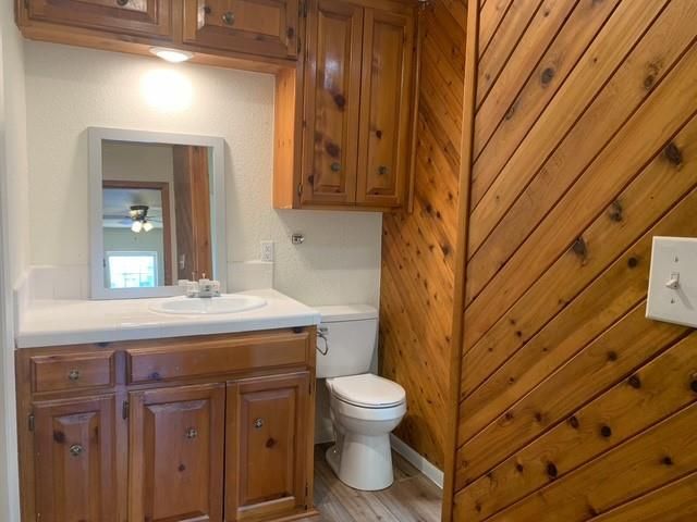 510 Avenue F Ave, Marble Falls, TX 78654