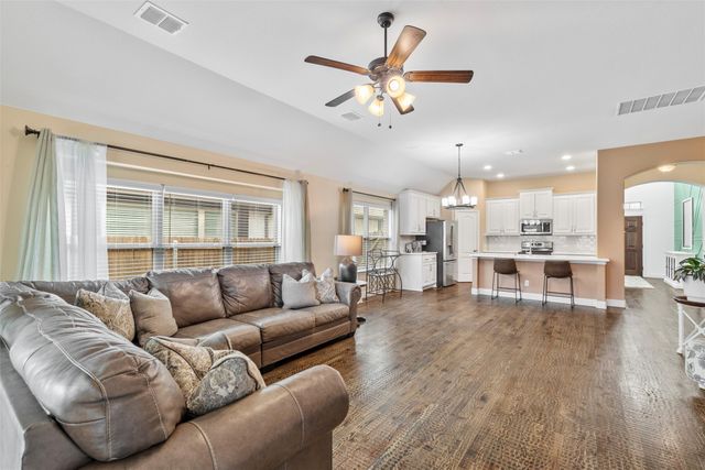 2116 Victoria Lane, Princeton, TX 75407