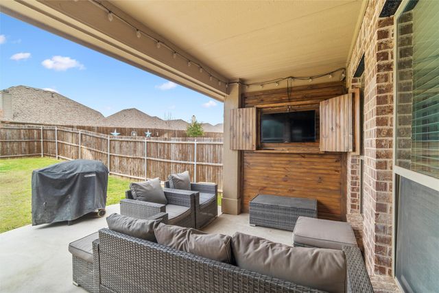 2116 Victoria Lane, Princeton, TX 75407