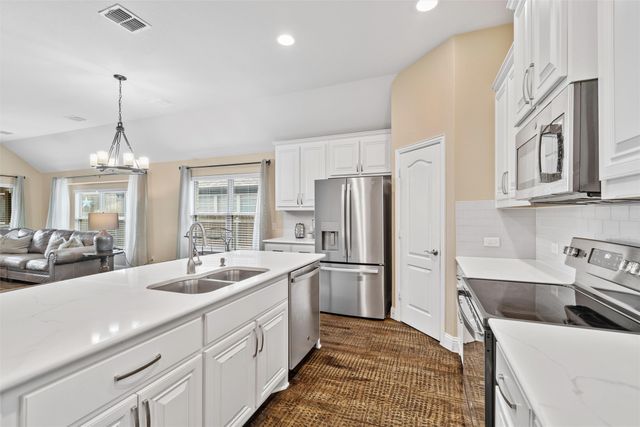 2116 Victoria Lane, Princeton, TX 75407