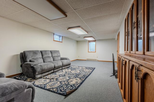 1128 19th Street N, Moorhead, MN 56560