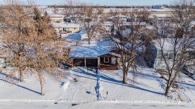1128 19th Street N, Moorhead, MN 56560