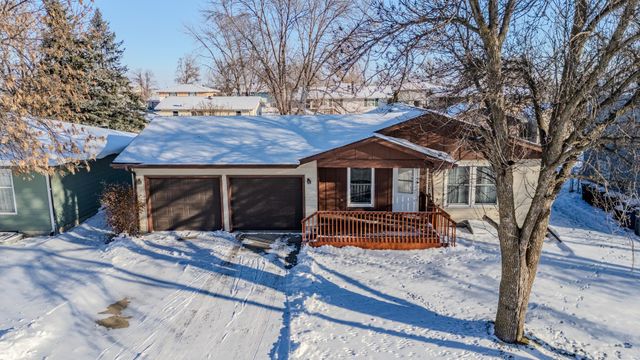 1128 19th Street N, Moorhead, MN 56560
