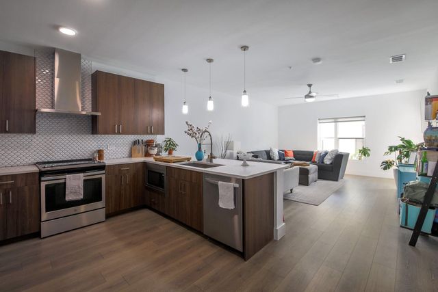 2213 Poquito ST 305, Austin, TX 78722