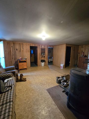 100 Fieldside Drive, Nancy, KY 42544