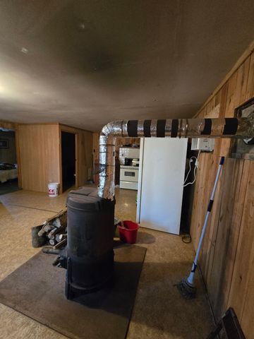 100 Fieldside Drive, Nancy, KY 42544