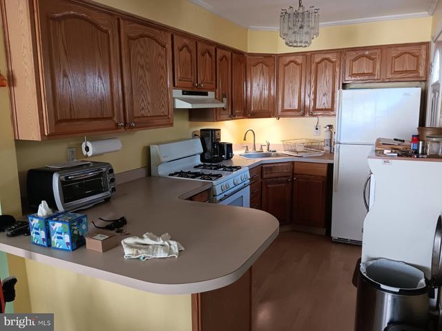 308 SHERWOOD DR, Williamstown, NJ 08094