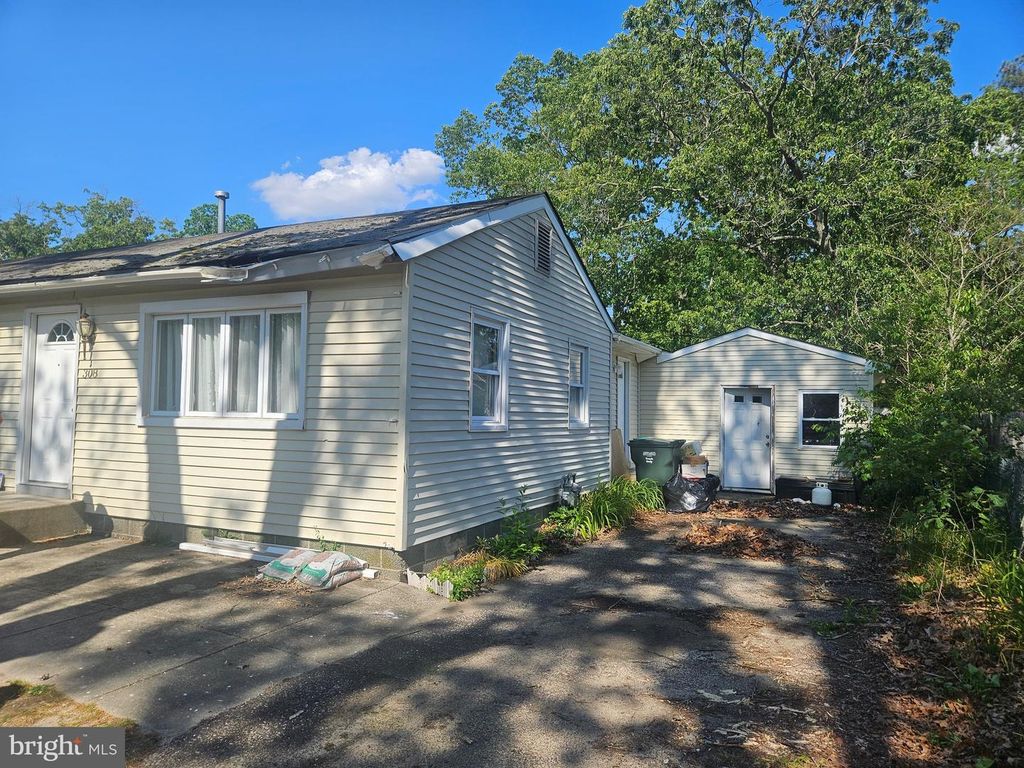 308 SHERWOOD DR, Williamstown, NJ 08094