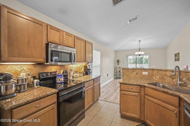 3275 Burdock Avenue, Melbourne, FL 32904