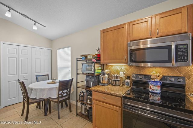 3275 Burdock Avenue, Melbourne, FL 32904