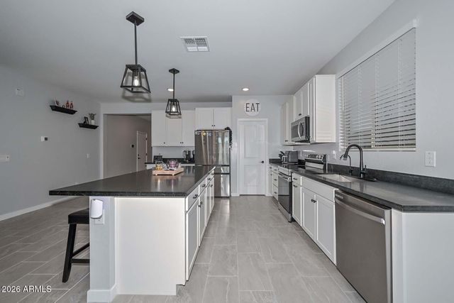 18390 W MONTE LINDO Lane, Surprise, AZ 85387