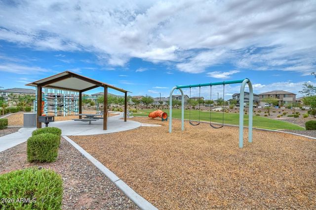 18390 W MONTE LINDO Lane, Surprise, AZ 85387