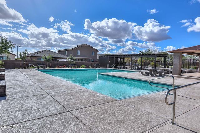 18390 W MONTE LINDO Lane, Surprise, AZ 85387