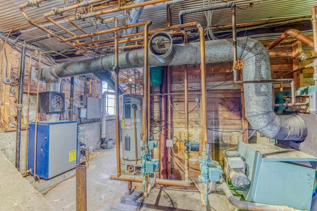 98 Main Street, Lancaster, NH 03584