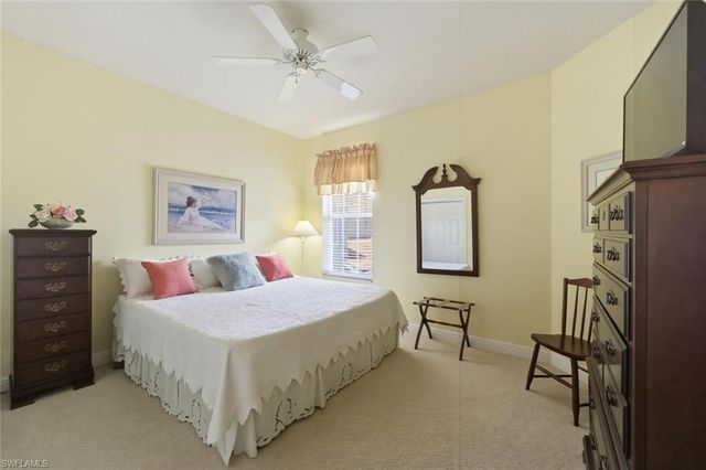 4795 Shinnecock Hills CT 201, Naples, FL 34112