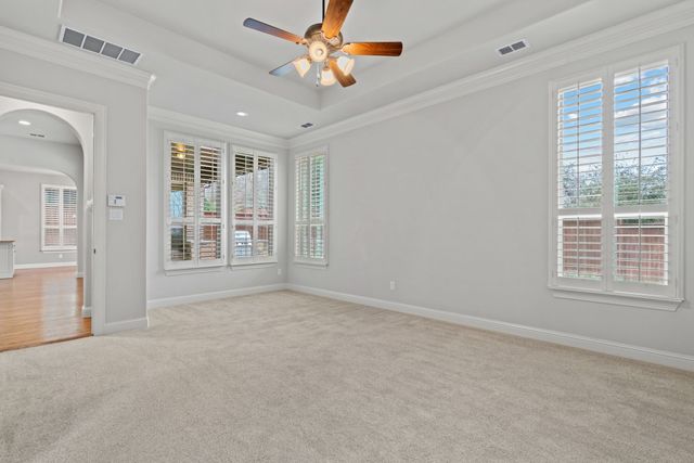 7104 Mitchell Court, Lantana, TX 76226