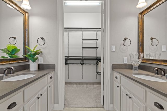 7104 Mitchell Court, Lantana, TX 76226