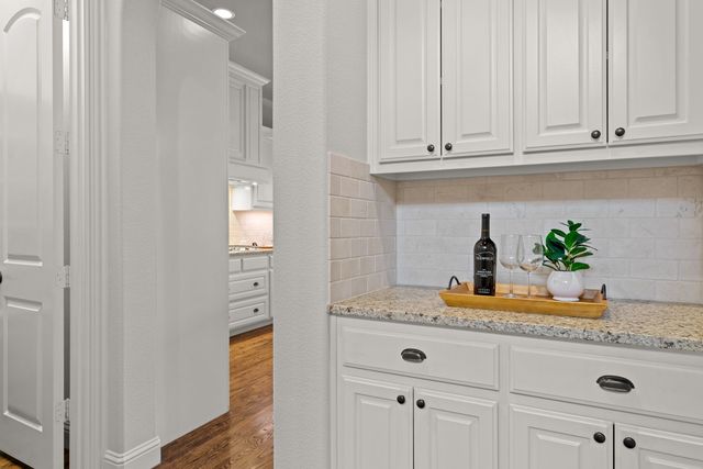 7104 Mitchell Court, Lantana, TX 76226