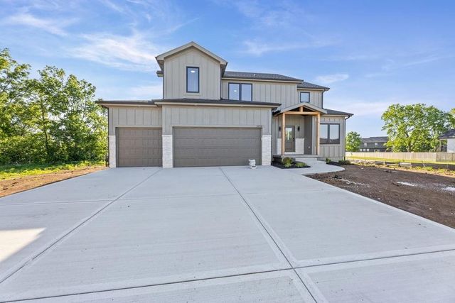 16561 W 165th Place, Olathe, KS 66062