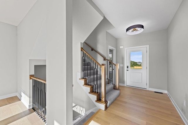 16561 W 165th Place, Olathe, KS 66062