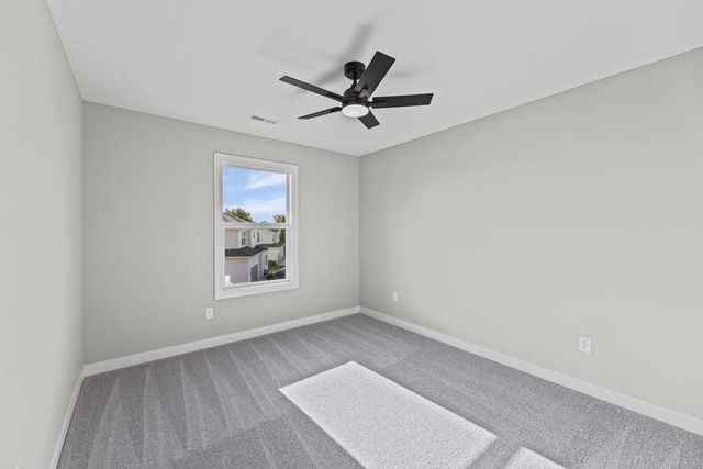 16561 W 165th Place, Olathe, KS 66062