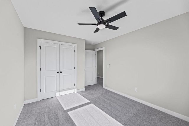 16561 W 165th Place, Olathe, KS 66062