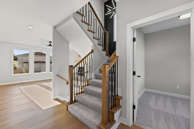 16561 W 165th Place, Olathe, KS 66062