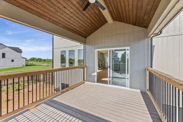 16561 W 165th Place, Olathe, KS 66062