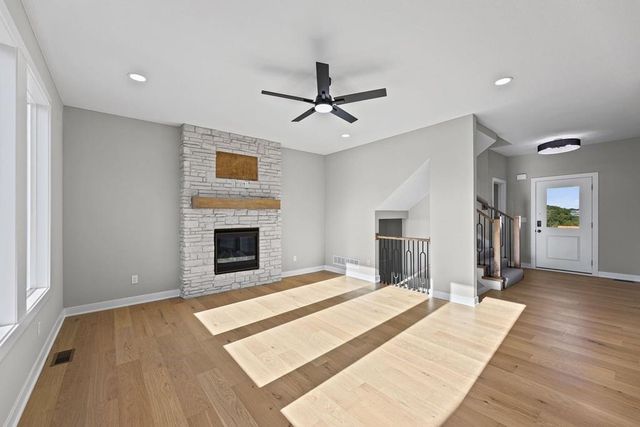 16561 W 165th Place, Olathe, KS 66062