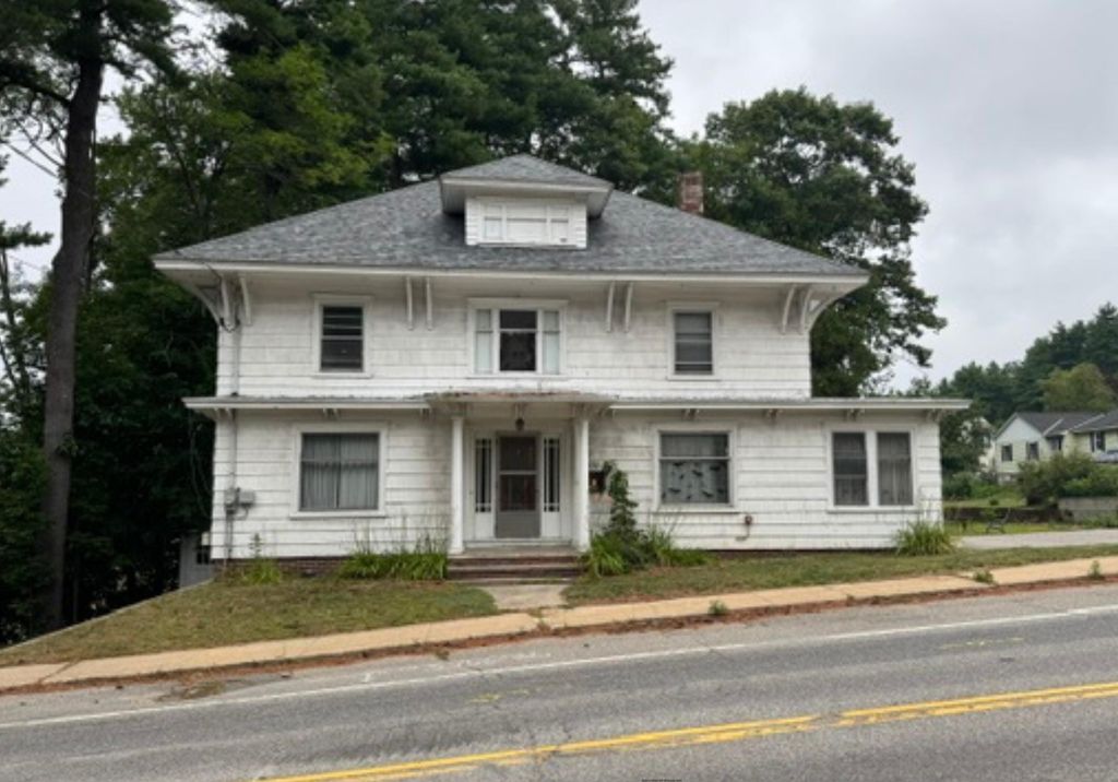 156 Cottage Street, Sanford, ME 04073 — exterior