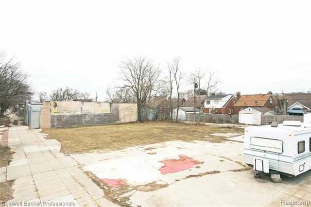18269 Wyoming Avenue, Detroit, MI 48221
