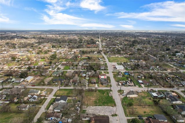 6217 Nuben Street, Houston, TX 77091