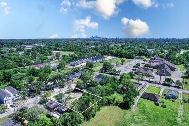 6217 Nuben Street, Houston, TX 77091